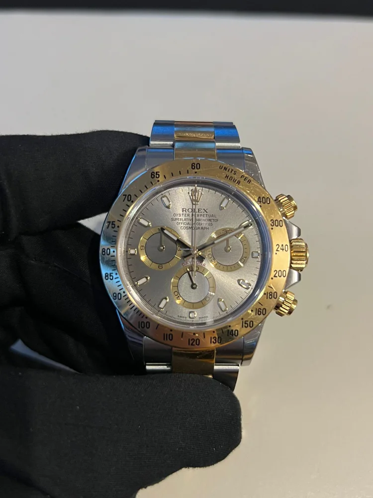 Rolex Daytona box and papers 2015